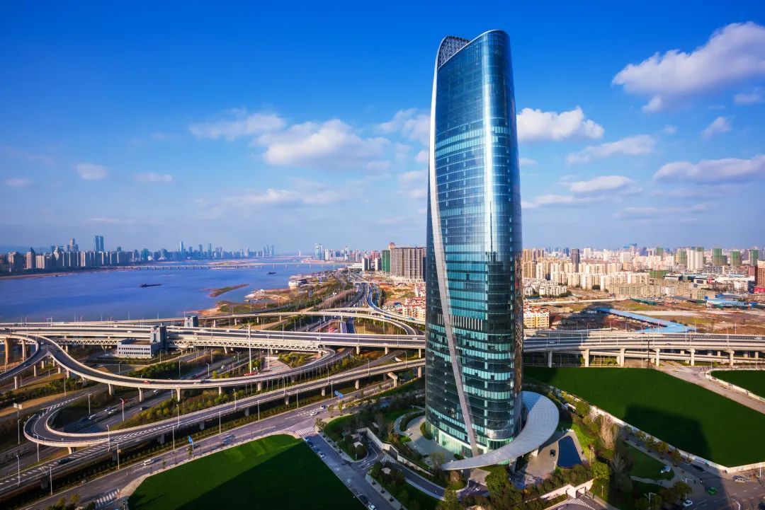 双五星闪耀赣鄱新力中心荣膺中国五星级商务写字楼